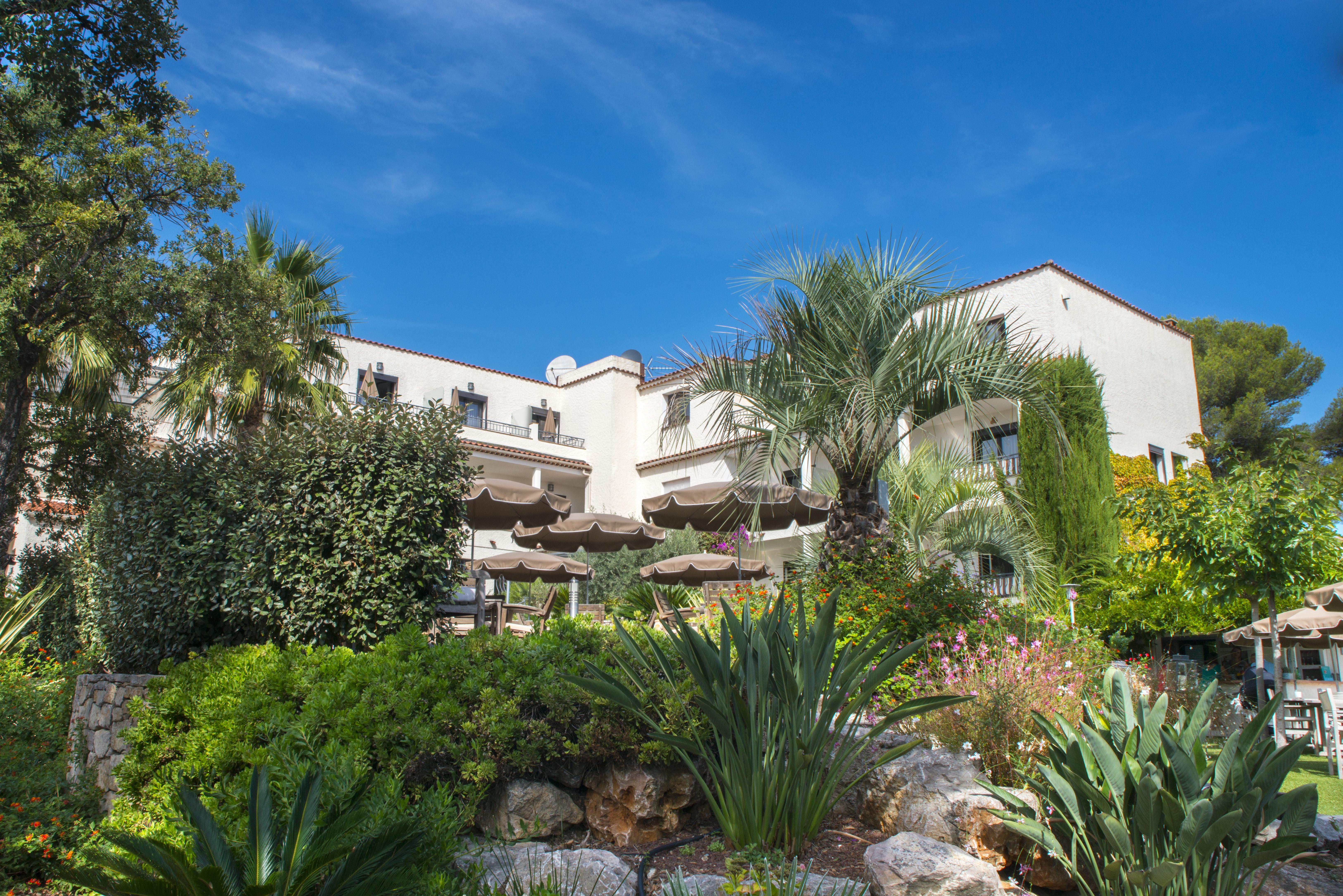 Van Der Valk Hotel Le Catalogne سانت أي جولف المظهر الخارجي الصورة