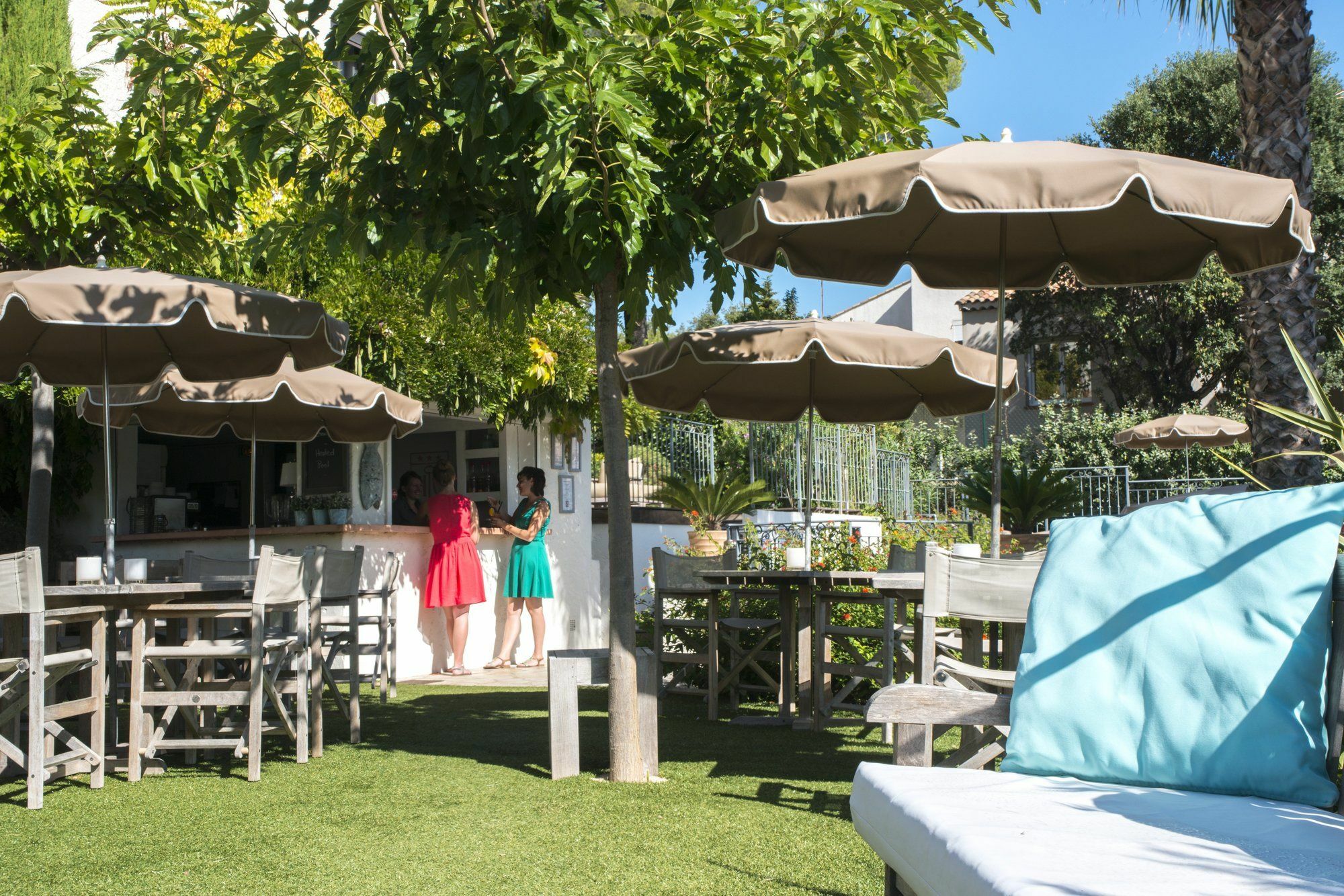 Van Der Valk Hotel Le Catalogne سانت أي جولف المظهر الخارجي الصورة